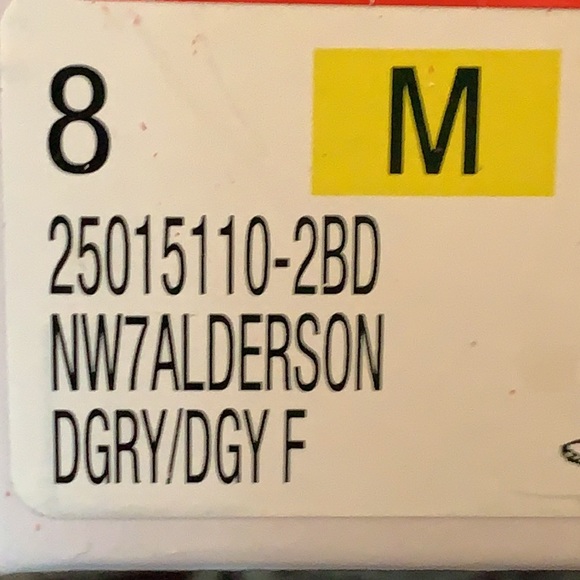 Rarely worn Women’s Nine West high heels - Picture 11 of 12